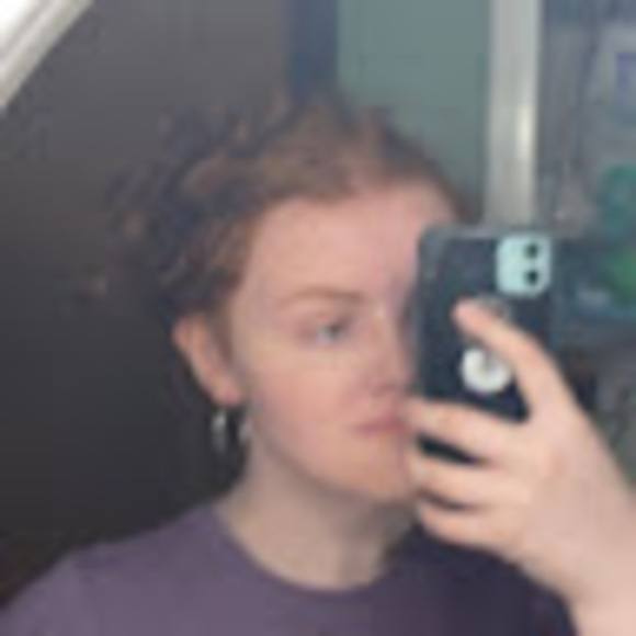 Meet your Posher, Jenna - Picture 1 of 1